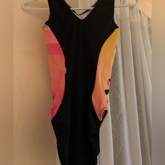 !RARE! GK Gymnastics Leotard Tokyo 2020 Limited Edition - Picture 2 of 5